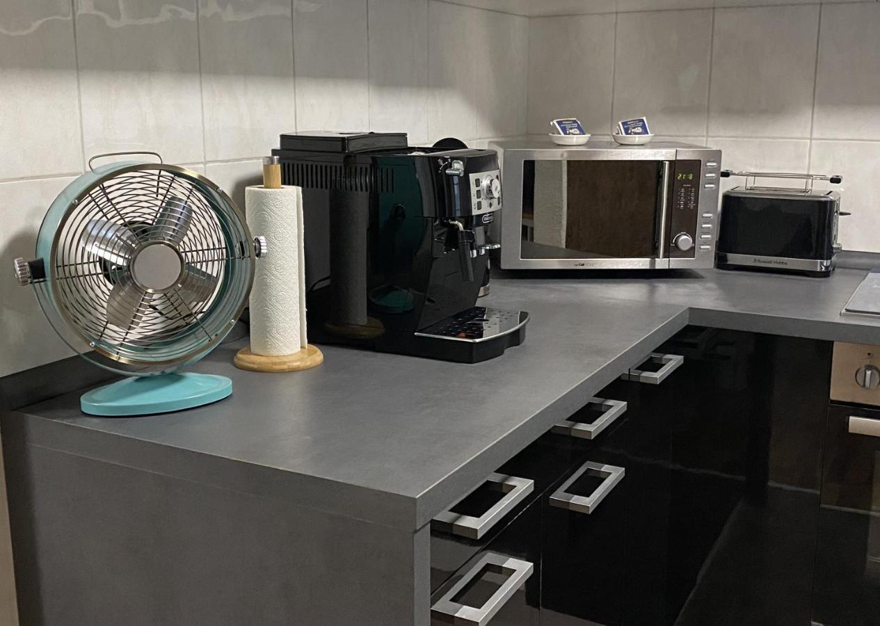 Ferienwohnung Mit Grosser Dachterrasse บีเลอเฟล์ด ภายนอก รูปภาพ